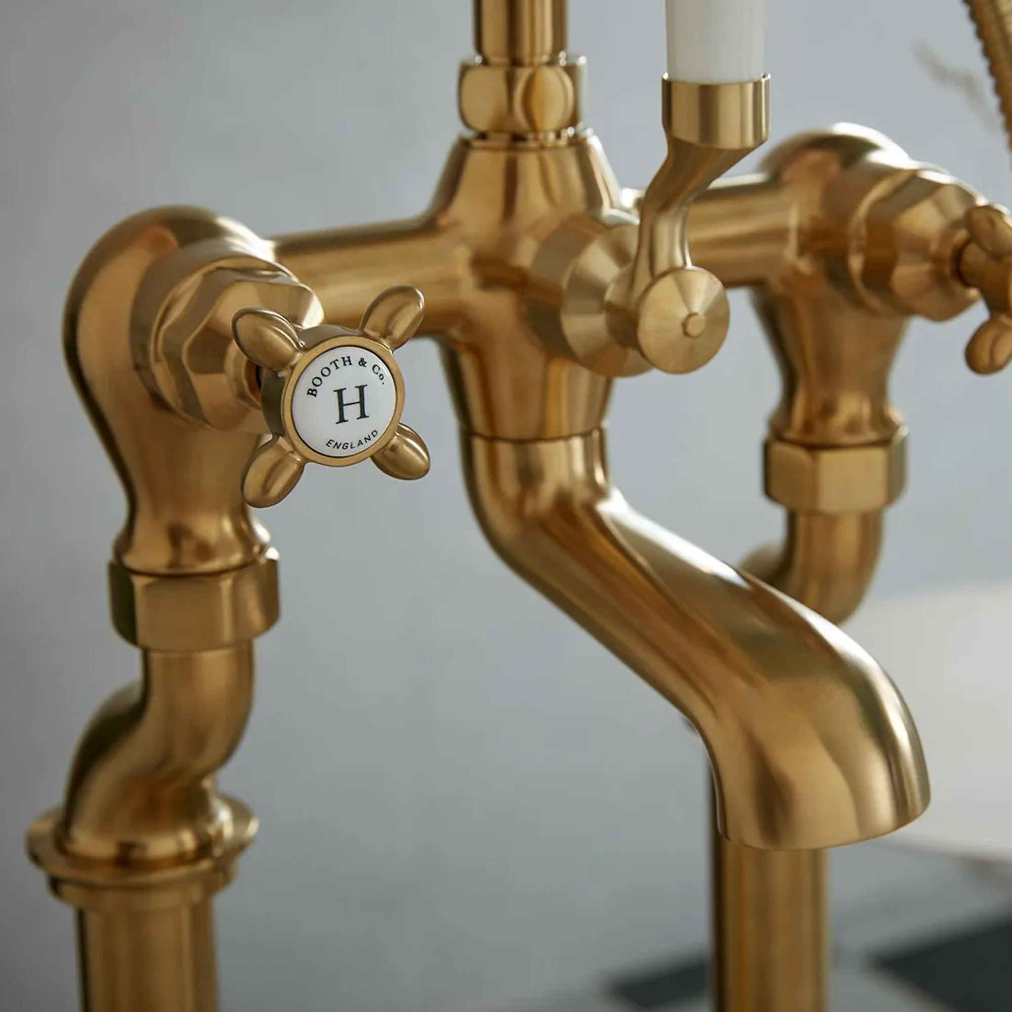 Booth & Co Axbridge Traditional Crosshead Floorstanding Bath Shower Mixer Tap