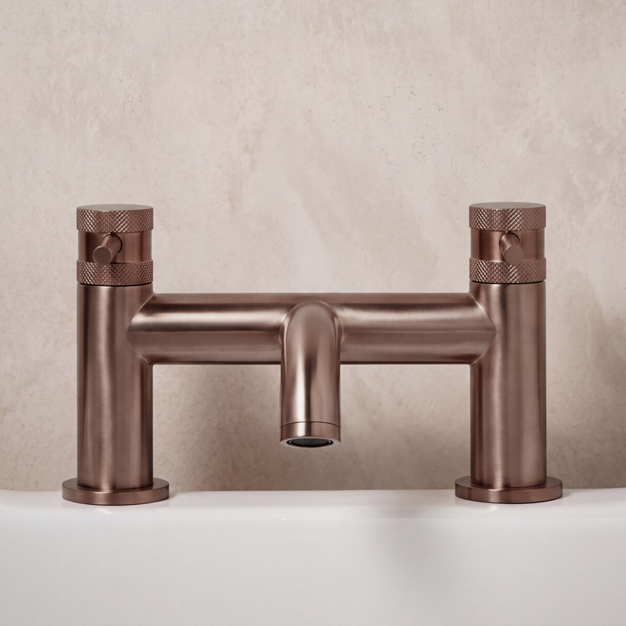 Core Deck Mounted Bath Filler