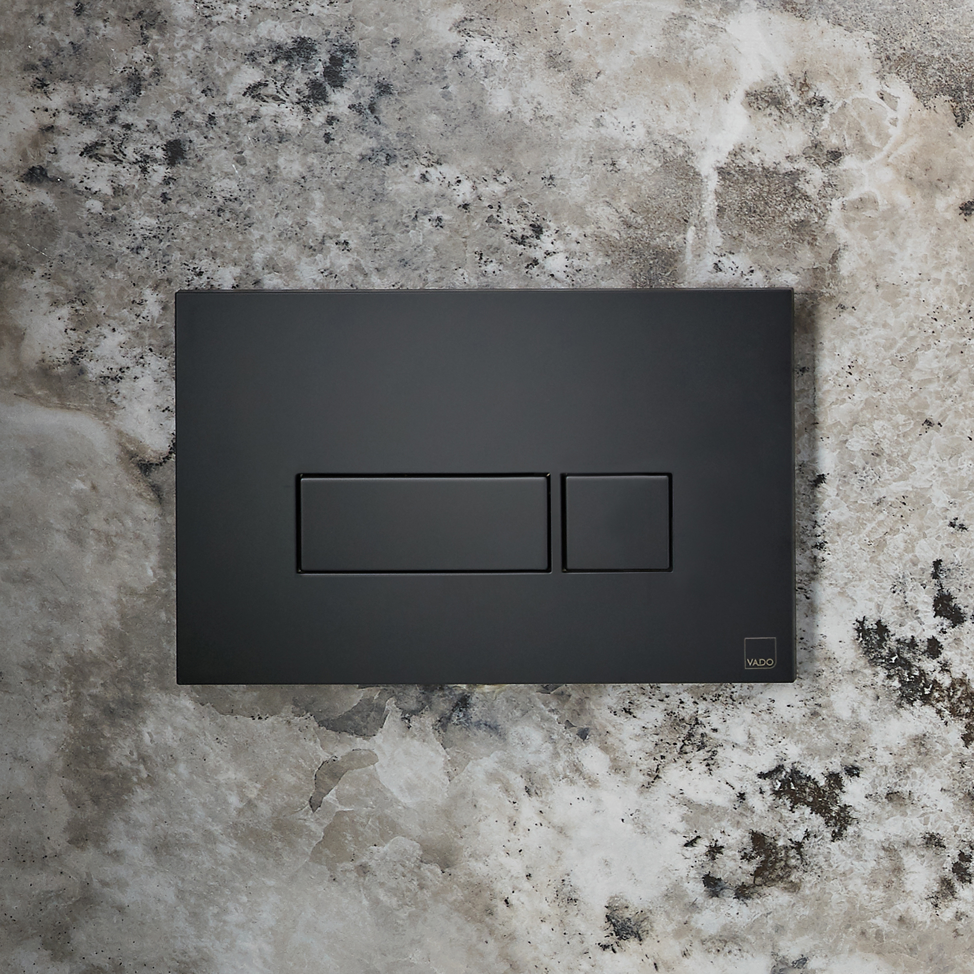 Vado Individual Pneumatic Square Button Flush Plate