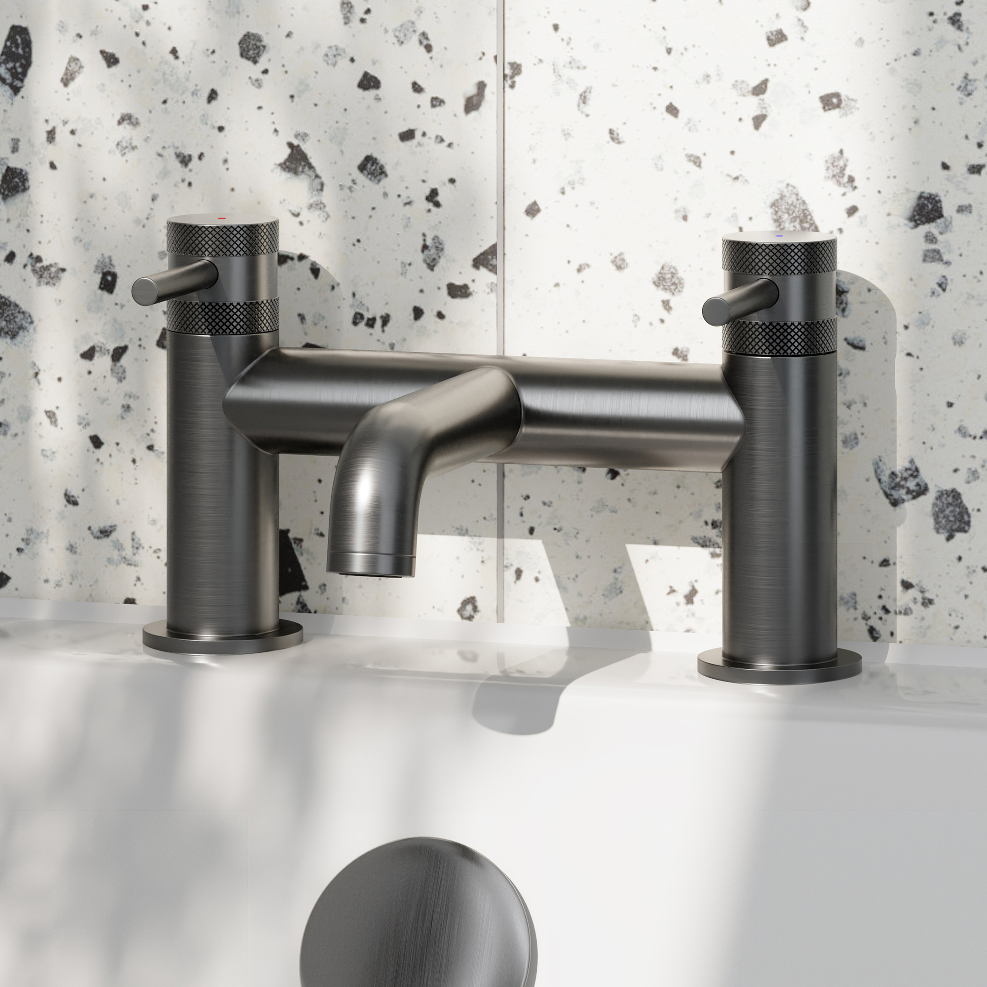 Core Deck Mounted Bath Filler