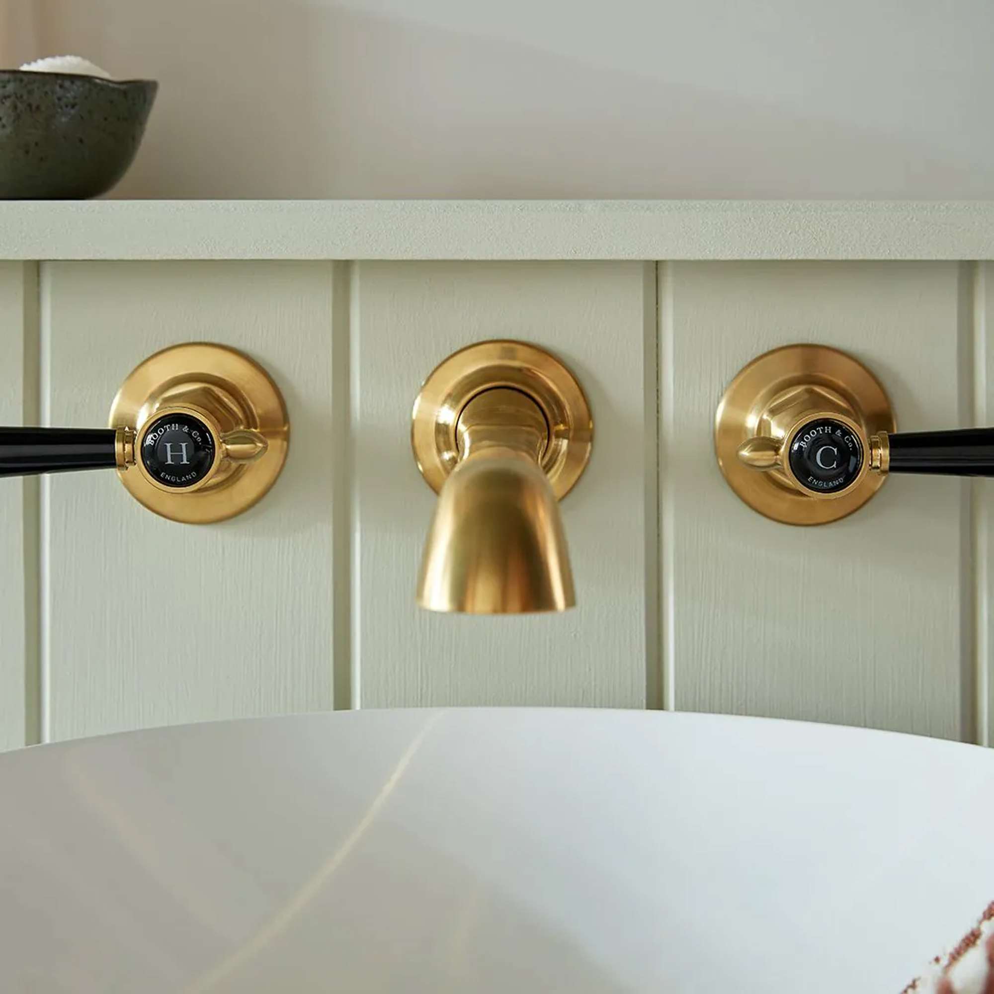 Booth & Co Axbridge Traditional Lever 3 Hole Wall Mounted Basin Mixer Tap