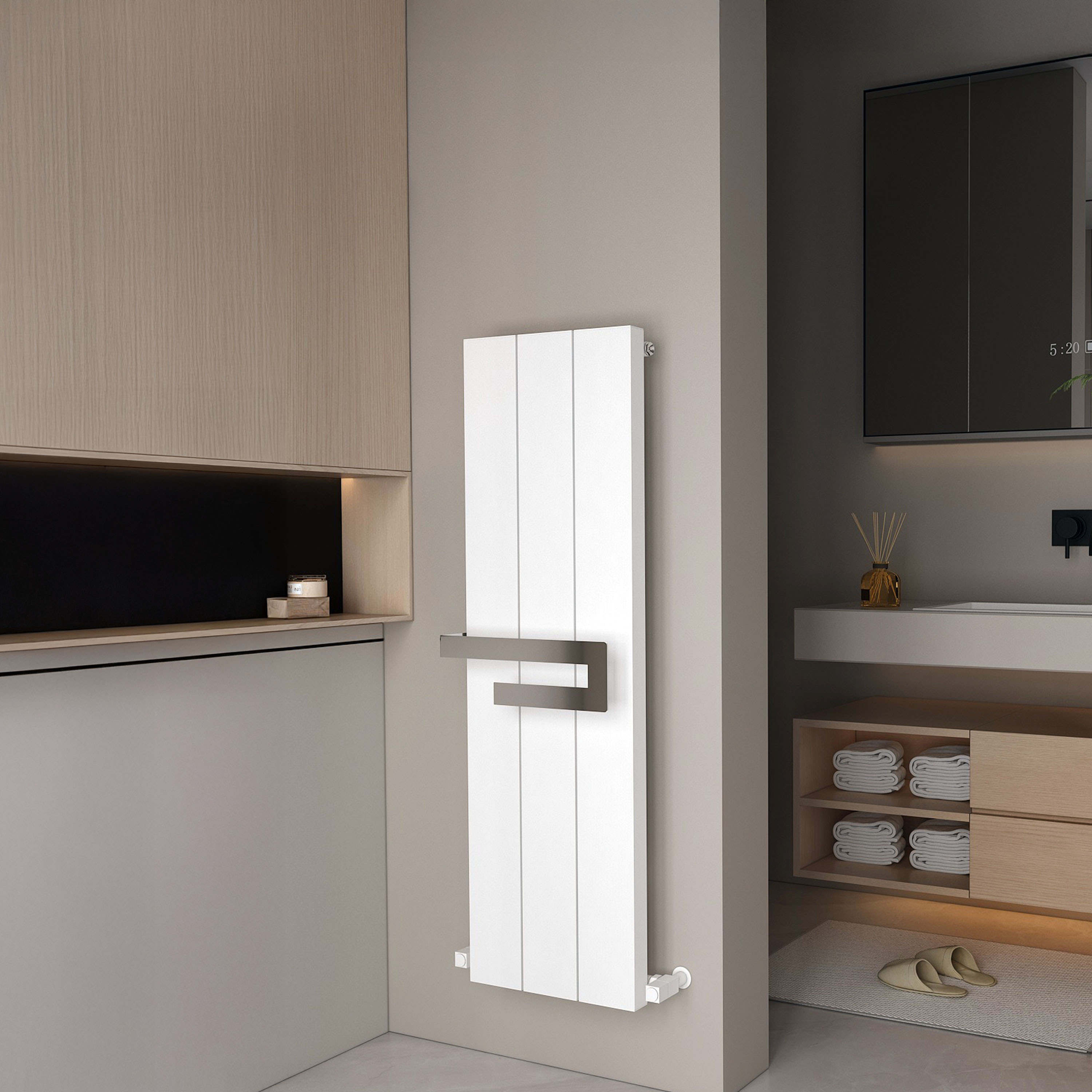 Carisa Elvino Bath Aluminium Vertical Radiator & Towel Rail