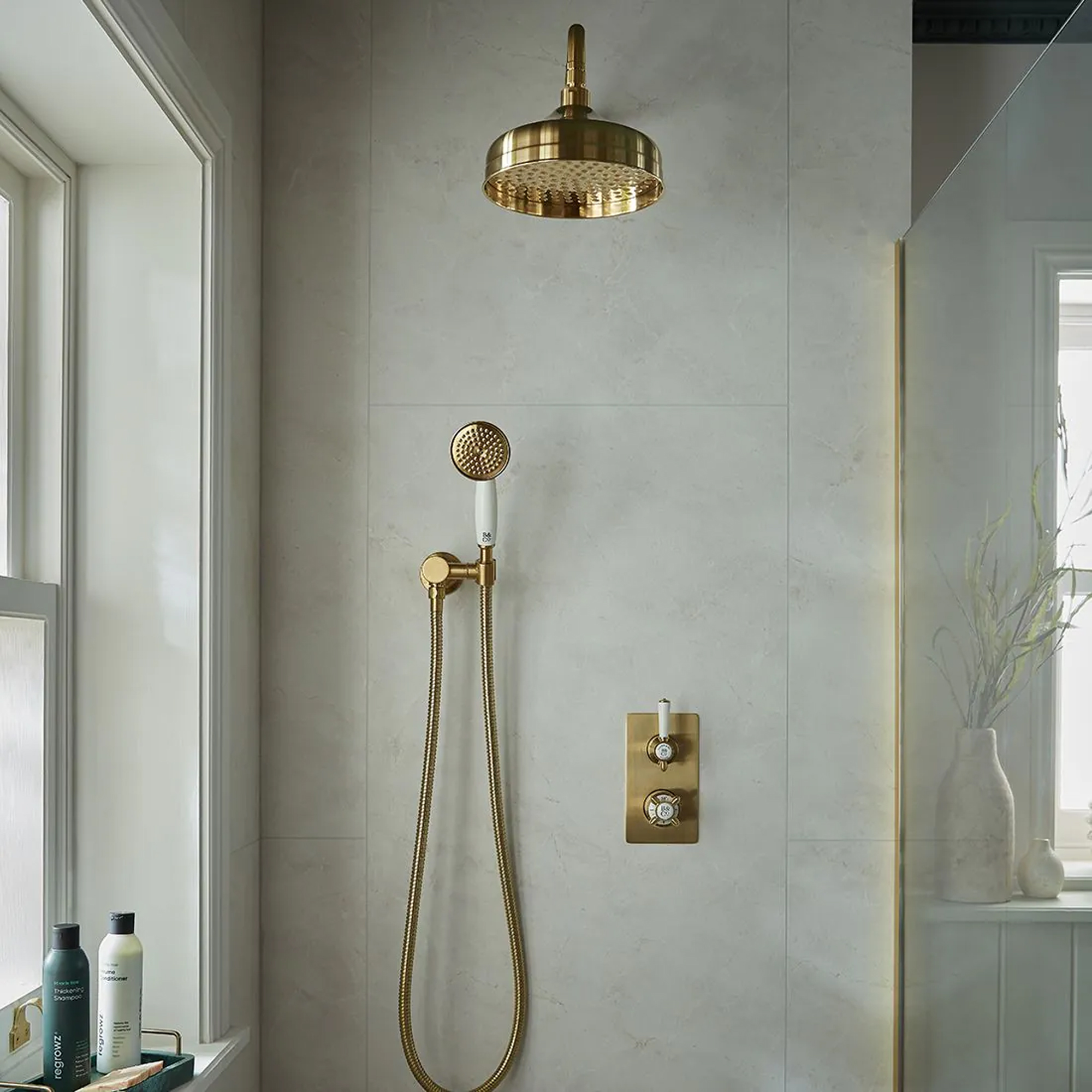 Booth & Co Axbridge Traditional Shower Handset with Wall Outlet & Hose