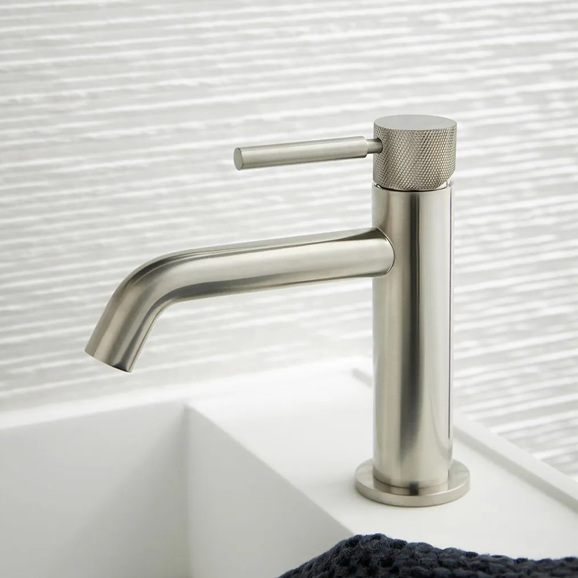 Vado Individual Origins Slimline Mono Basin Mixer Tap with Knurled Handle