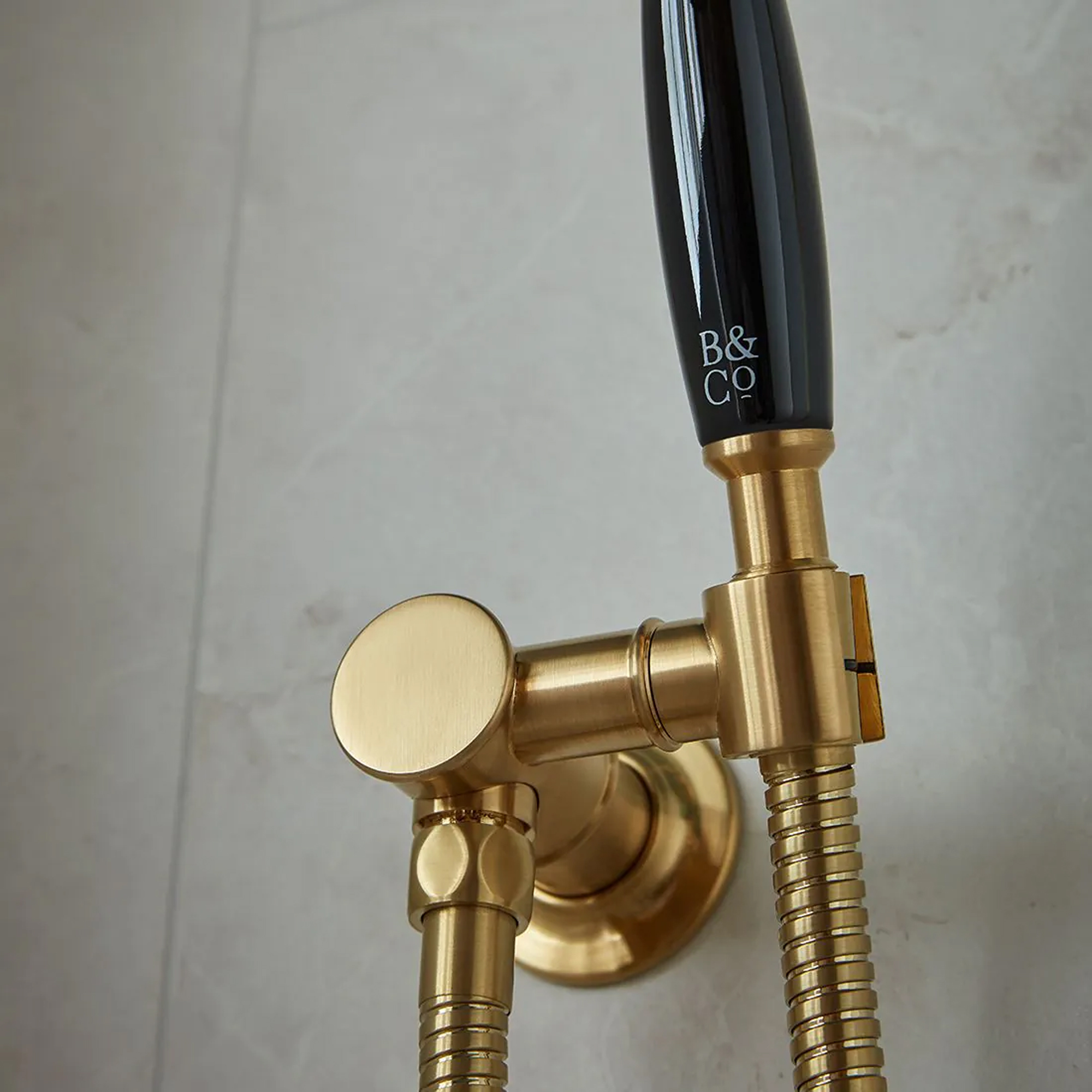Booth & Co Axbridge Traditional Shower Handset with Wall Outlet & Hose