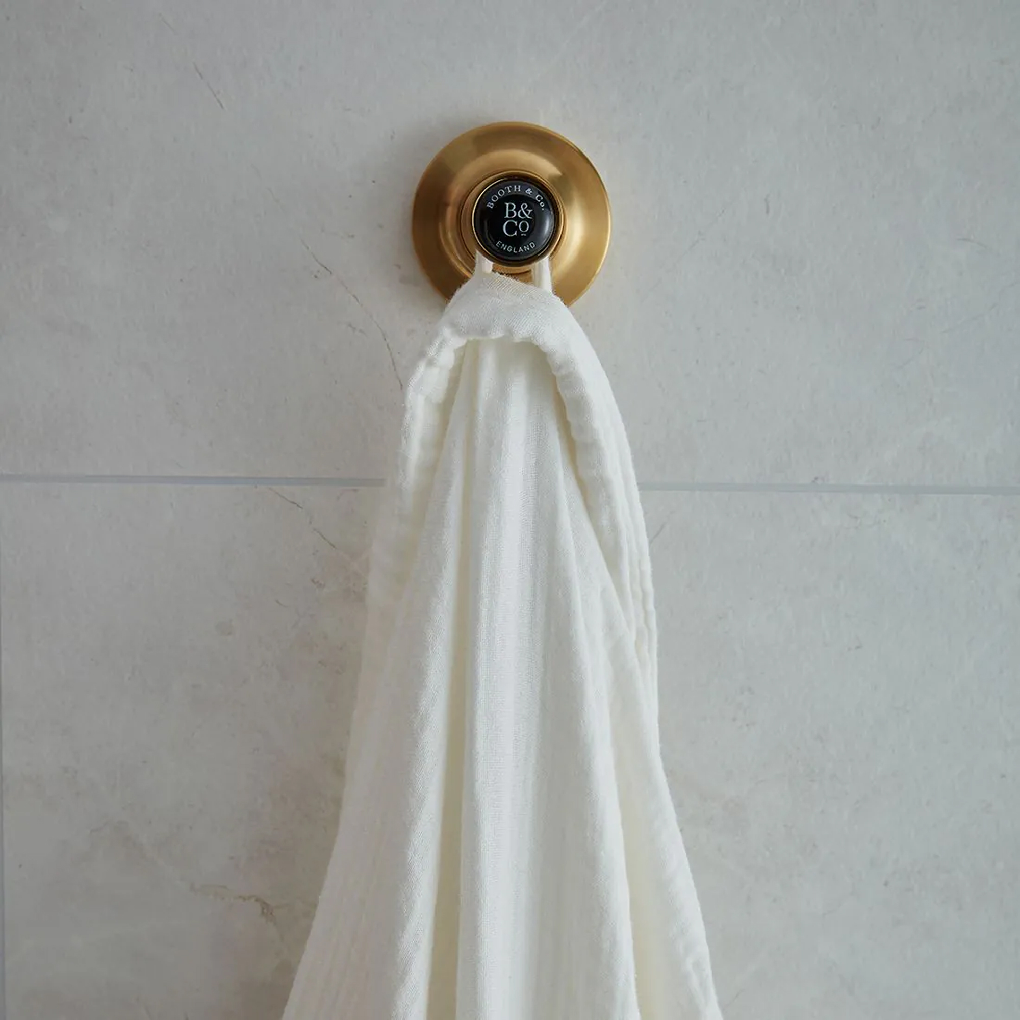 Booth & Co Axbridge Traditional Robe Hook