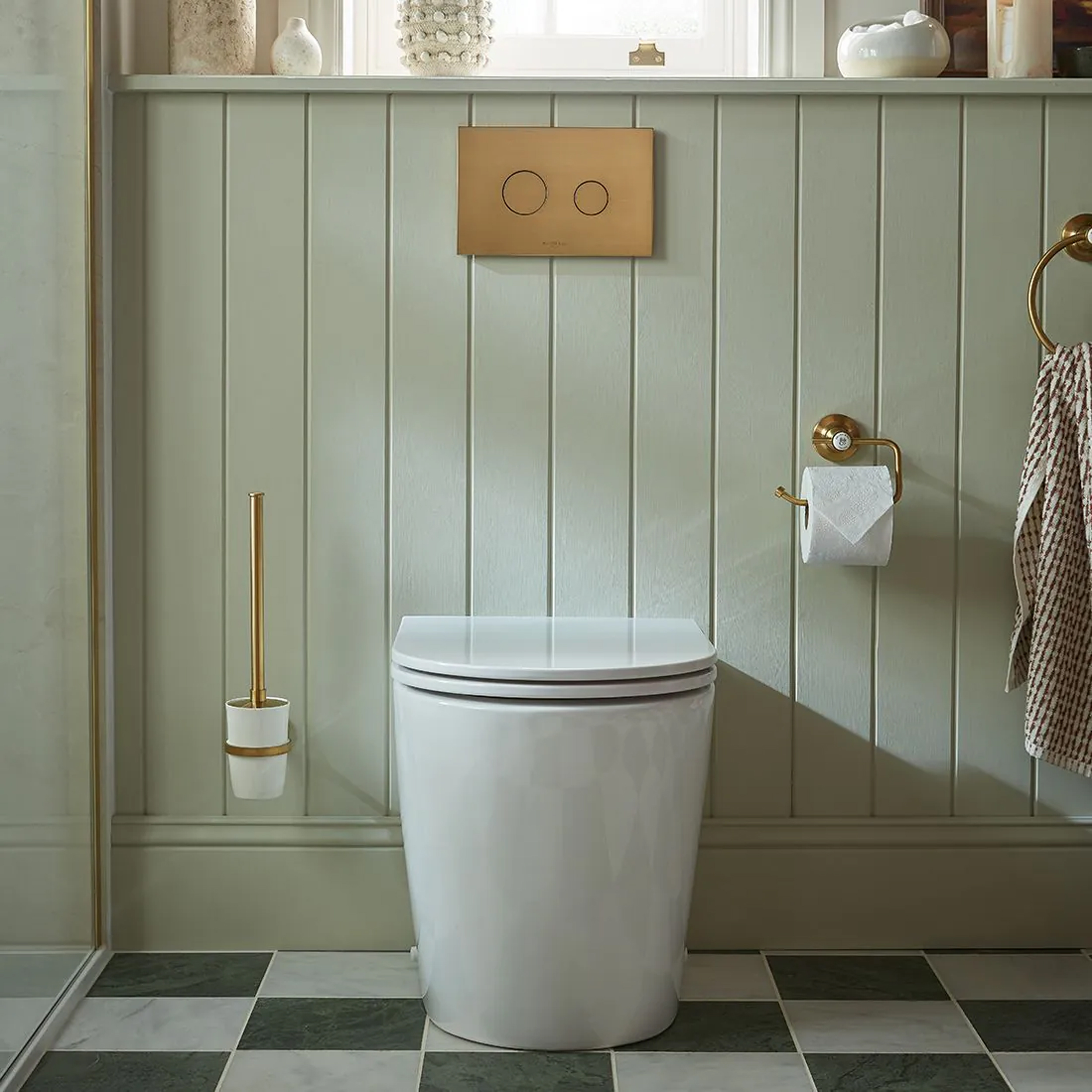 Booth & Co Axbridge Toilet Roll Holder