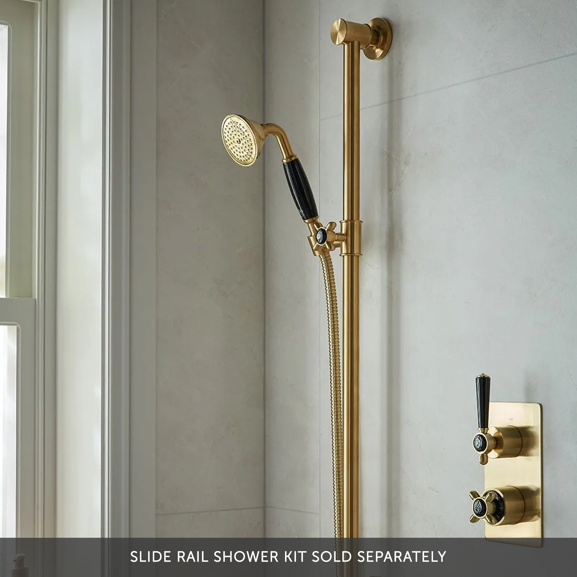 Booth & Co Axbridge Traditional 1 Outlet 2 Handle Concealed Thermostatic Shower Valve