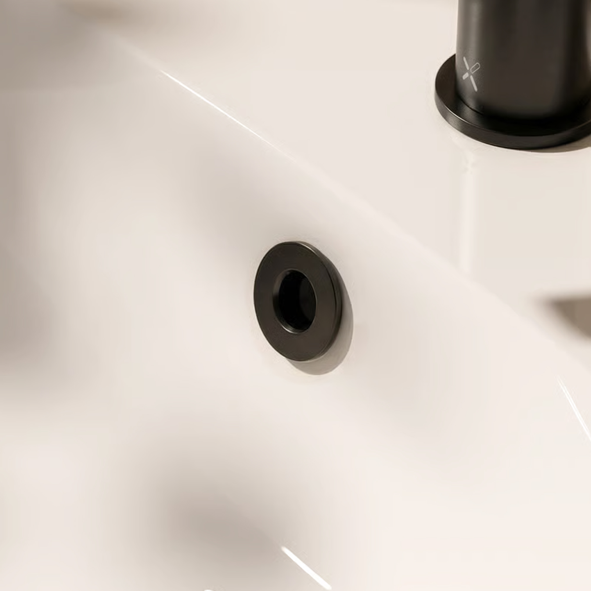 Crosswater MPRO Basin Overflow Cover