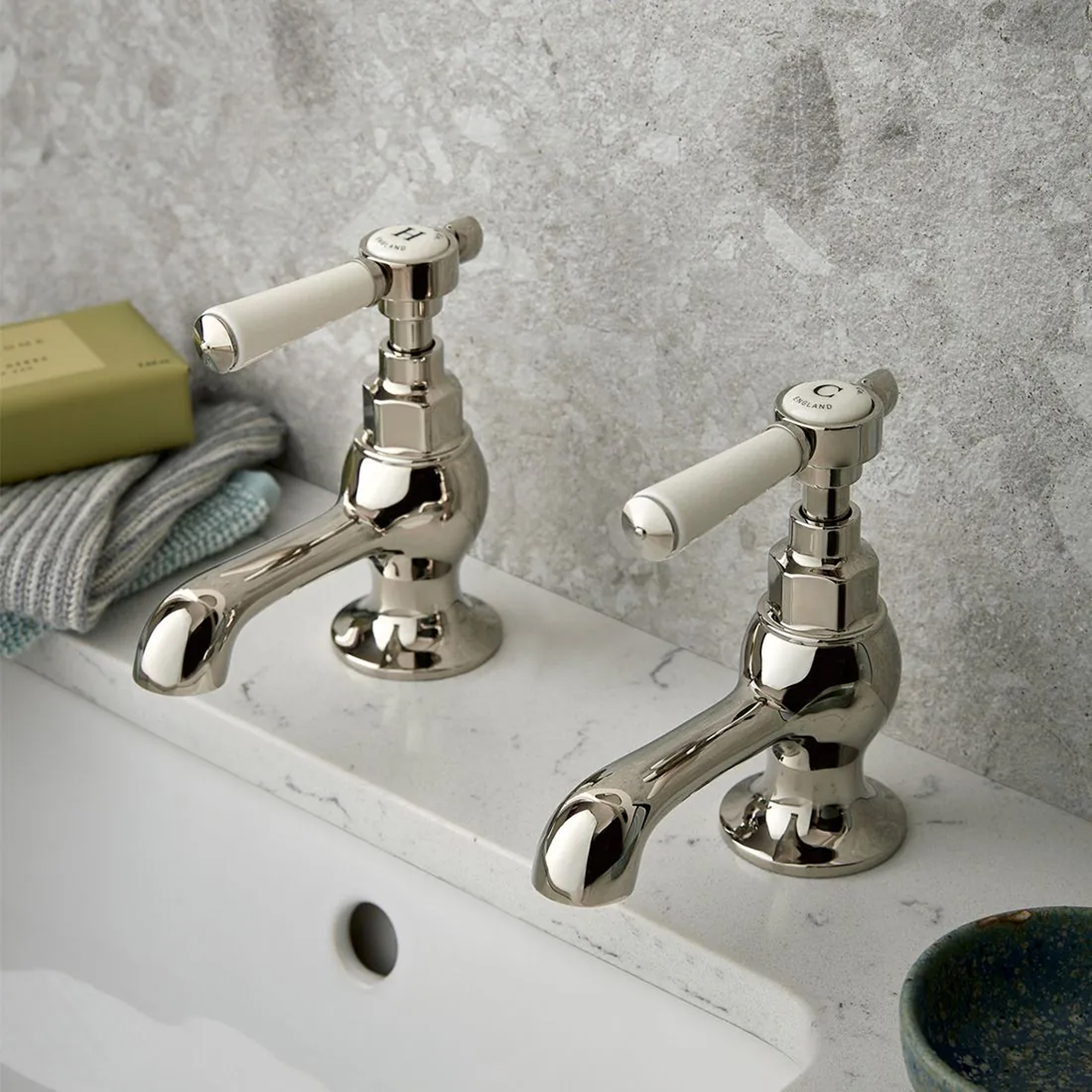 Booth & Co Axbridge Traditional Lever Basin Pillar Taps