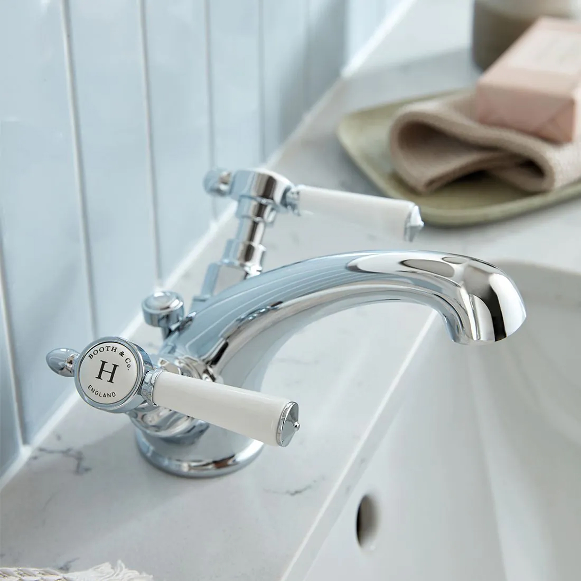 Booth & Co Axbridge Traditional Lever Mono Basin Mixer Tap with Optional Waste