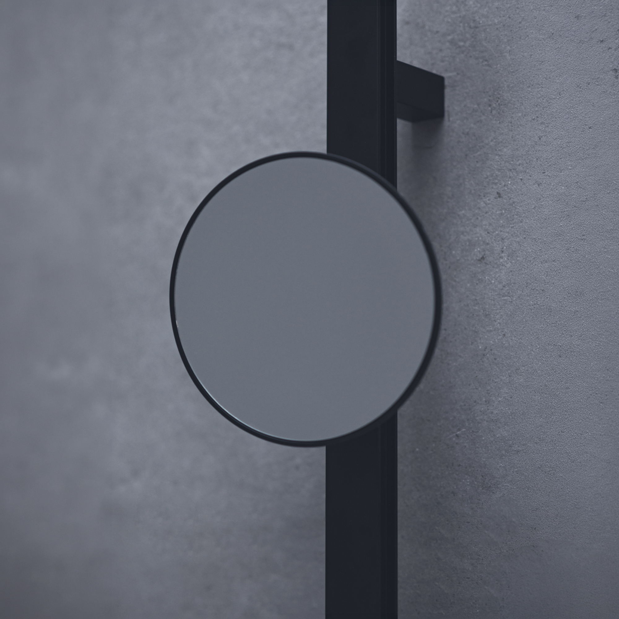 Ideal Standard Alu+ 200mm Magnifying Mirror & Beauty Bar